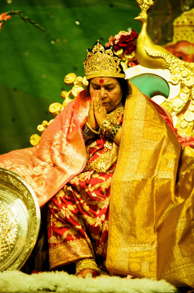 2001-0603-Adi-Shakti-Puja-Campus-Cabella-Ligure-Italy-Michael-Markl_010