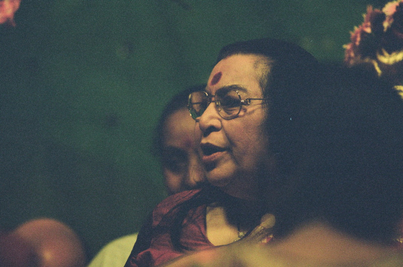 2001-0603-Adi-Shakti-Puja-Campus-Cabella-Ligure-Italy-Michael-Markl_033