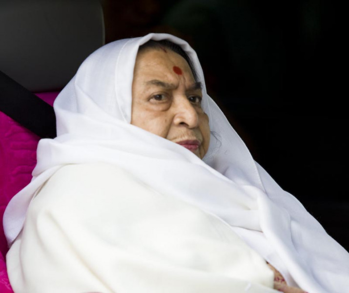 Her-Holiness-Shri-Mataji-Nirmala-Devi-Shri-Adi-Shakti-Puja-Cabella-4-IMG_7966-Copy