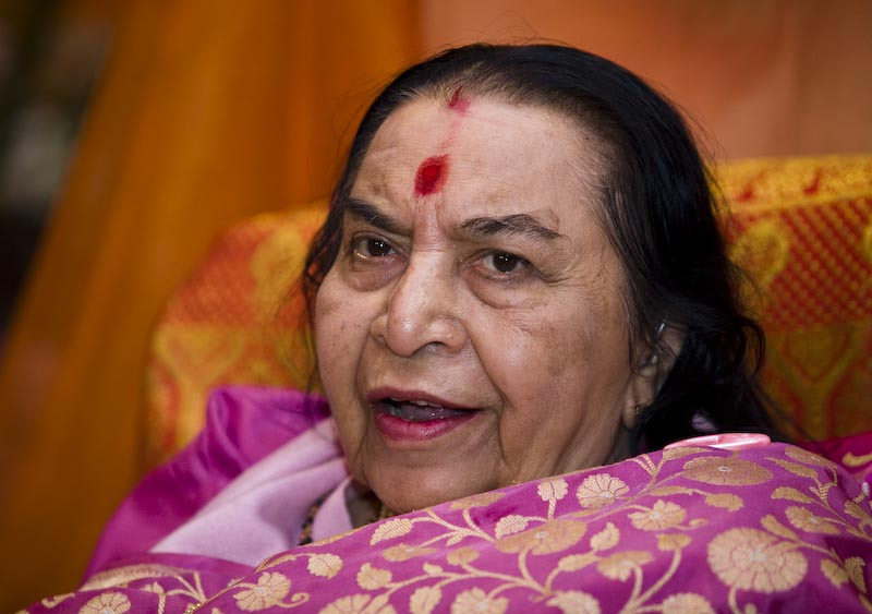 Shri-Mataji-Shri-Adi-Shakti-Puja-Cabella-06-2009-3
