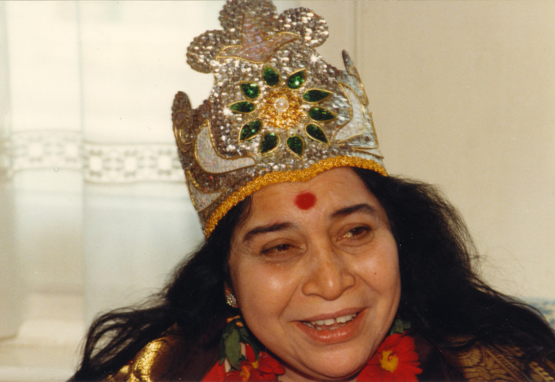 1983-0526-Shri-Buddha-Puja-Brighton-Center-Brighton-East-Sussex-UK-09-Photo-credit-Ray-Harris-X4