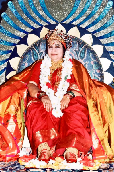 1991-0804-Shri-Buddha-Puja-You-Must-Become-Desireless-Brielpoort-Sports-Hall-Deinze-Belgium-48-Photo-credit-Colin-Heinsen