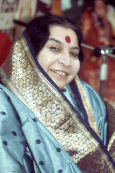 Shri-Mataji-1st-Day-of-Navaratri-Hampstead-UK-17th-October-1982-2