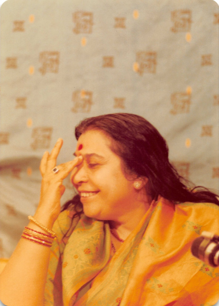 Shri-Mataji-Importance-of-Dedication-and-Devotion-Nightingale-Ashram-UK-11